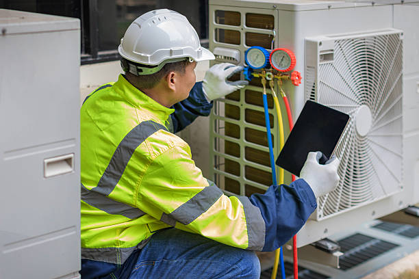 Professional Heat Pump Repair technician working in Windsor, IL